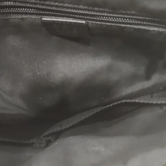 Gucci Black Messagner Crossbody Bag - Picture 6 of 10